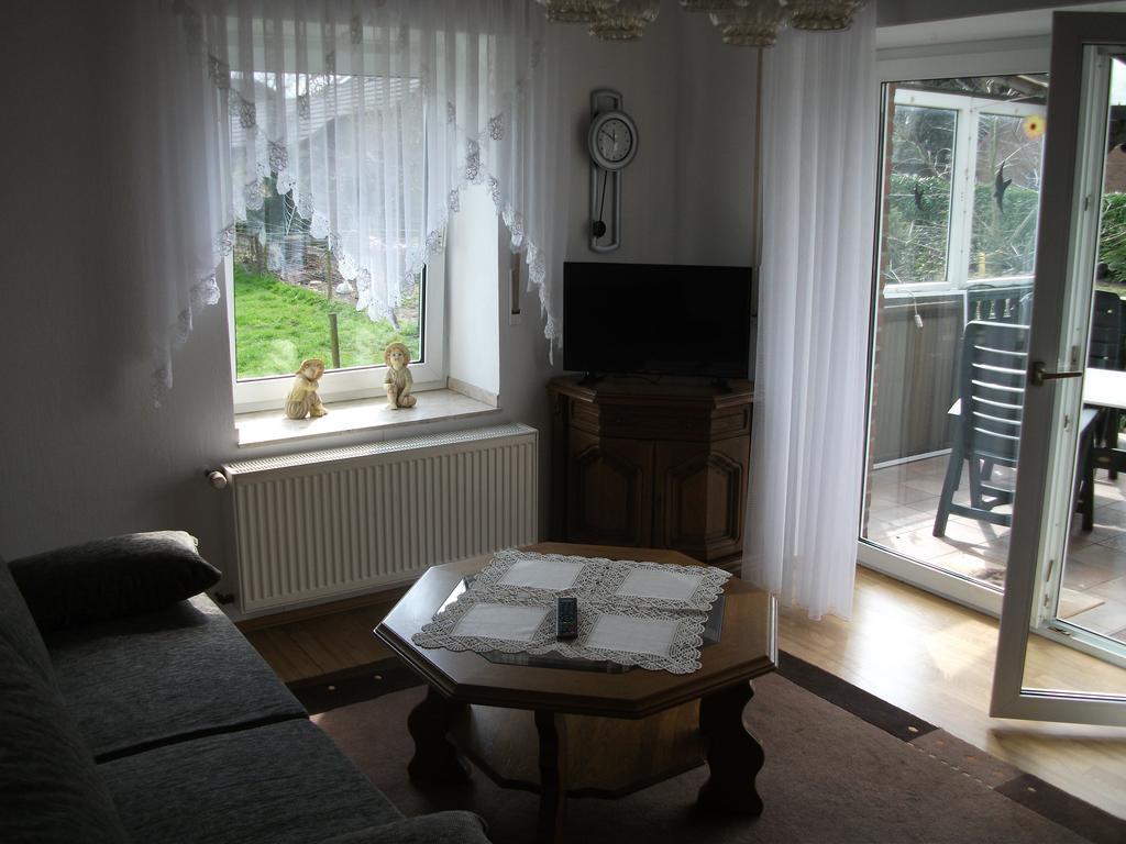 Ferienwohnung Am Bach 레스 외부 사진