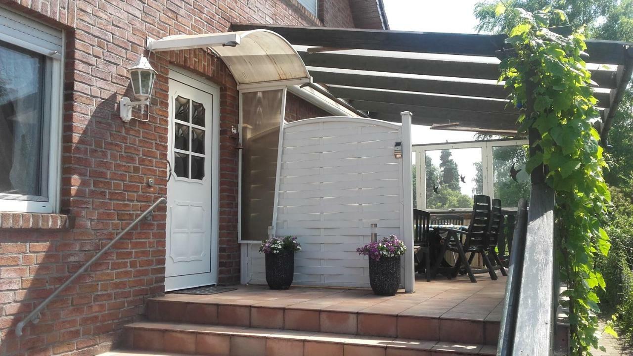 Ferienwohnung Am Bach 레스 외부 사진